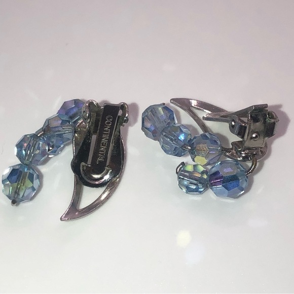 CONTINENTAL Blue Aurora AB Crystal Bead Silver Tone Clip on Earrings 1” - Picture 2 of 3